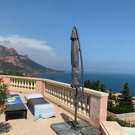 Del Mar Villa *